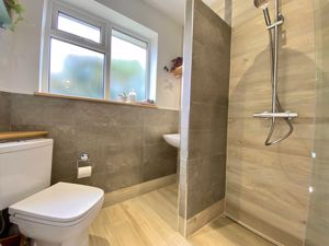 Shower Room/WC- click for photo gallery